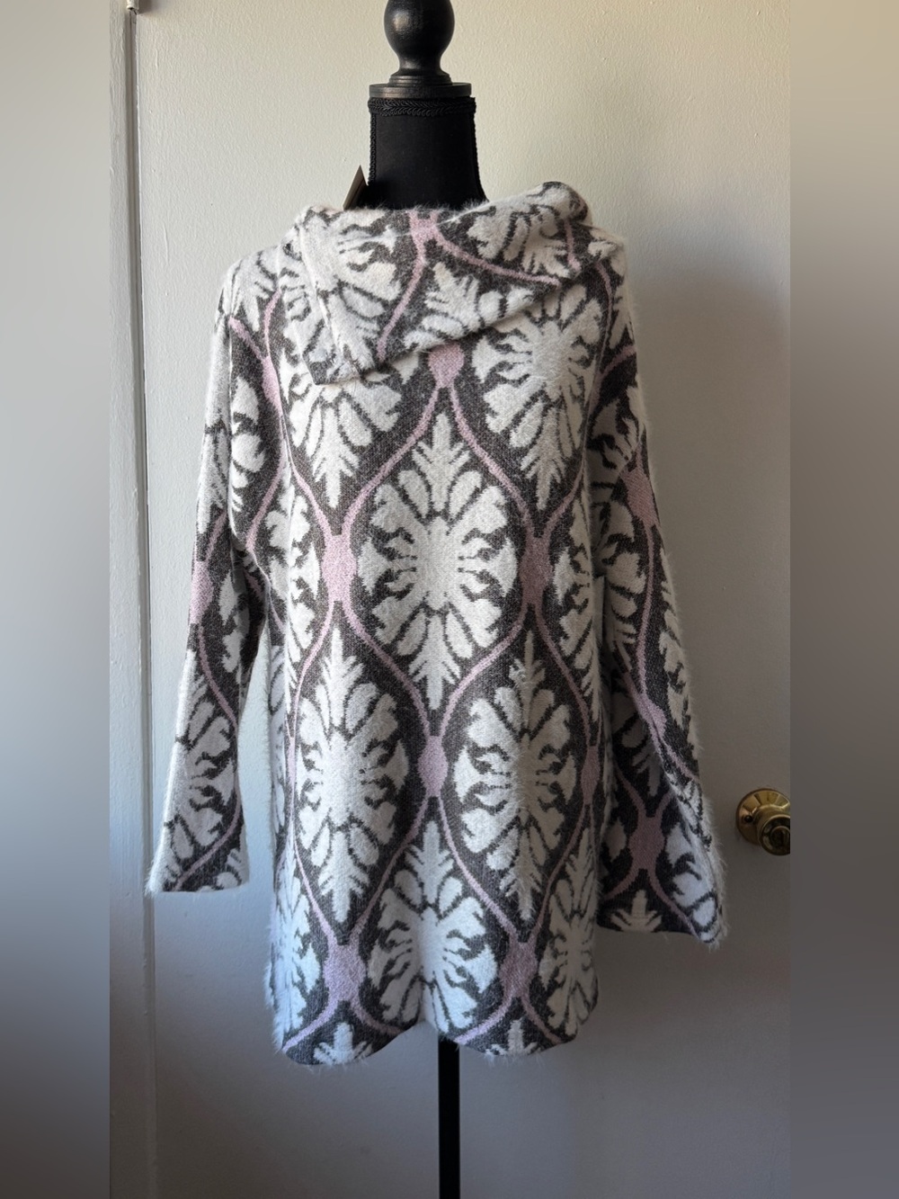 Ruby Rd. Hooded Knit Cardigan in Pink, Gray & White Damask